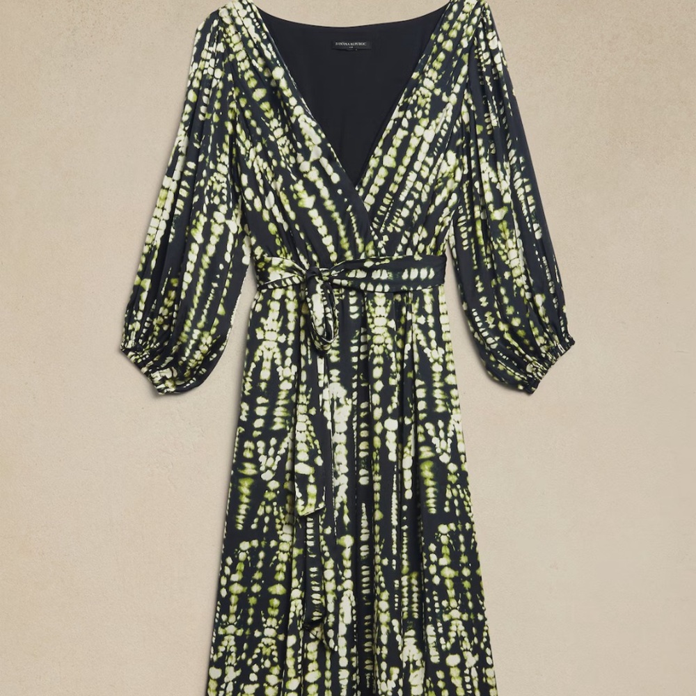 NWT Banana Factory Blouson Maxi Dress- black print, size Large